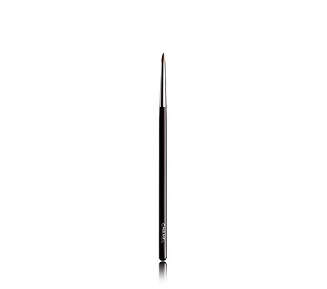 chanel ultra fine eyeliner brush.